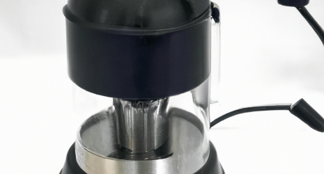 ¿Los molinillos de café eléctricos hacen mucho ruido?