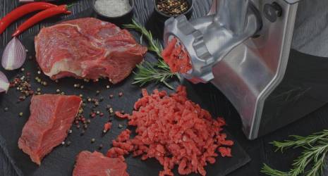 ¿En qué casos se recomienda no utilizar una picadora de carne manual?
